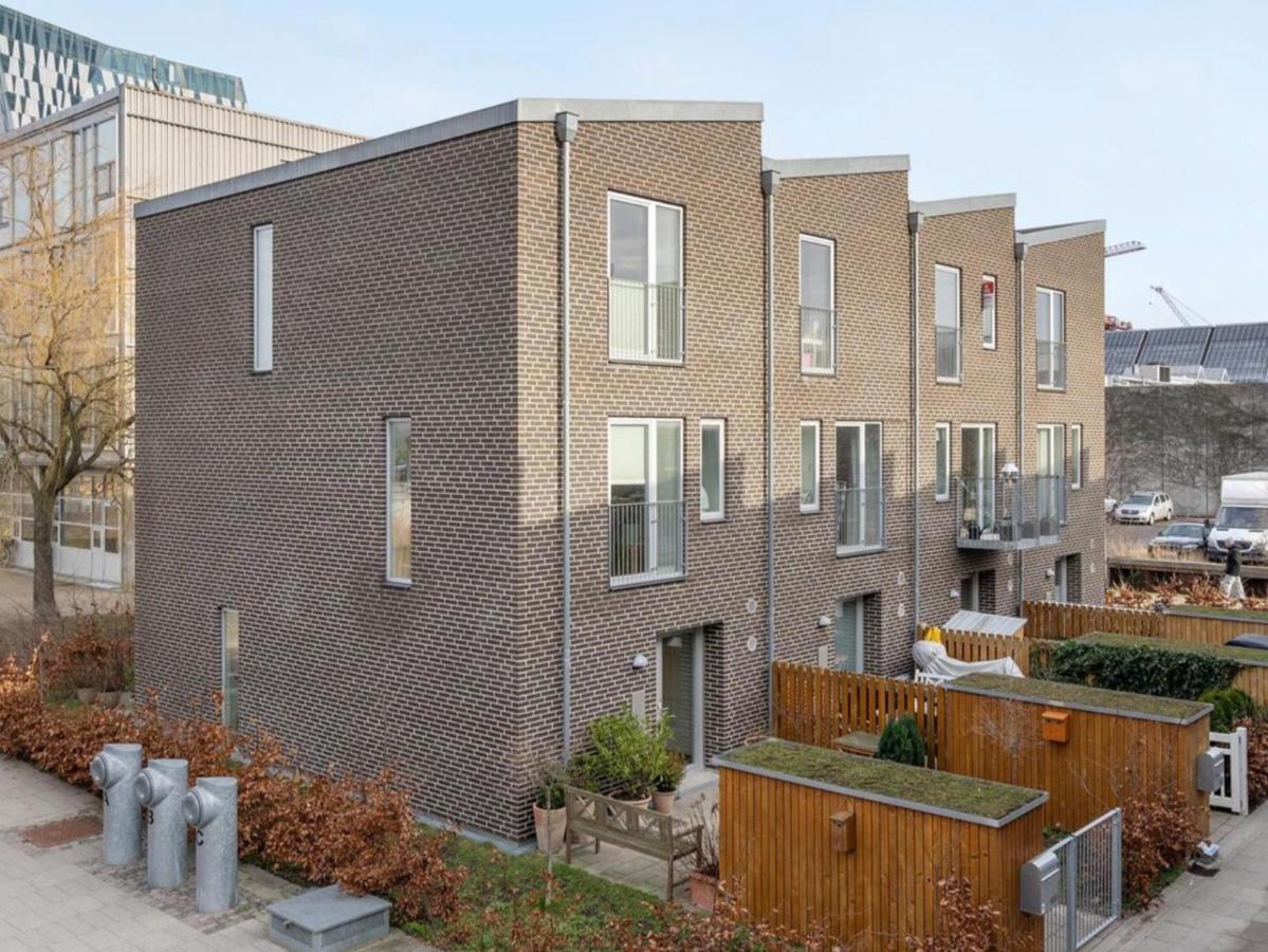 Sanders Field's - Chic Three-bedroom Townhouse With Private Terrace * København